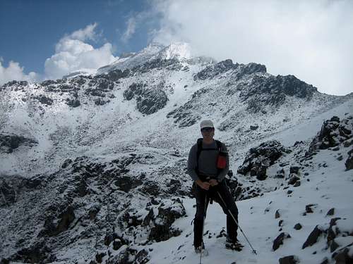 Ricardo with Iztaccíhuatl