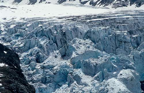 Glacier d'Argentière serac fall