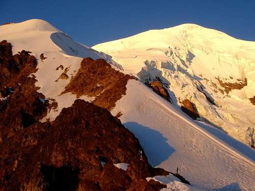 Illimani, 6.439 m  - climbing the normal route (July 2008)