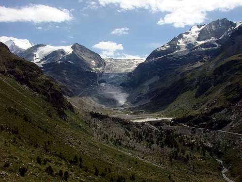 Valley conclusion of Turtmanntal with Bishorn on the left