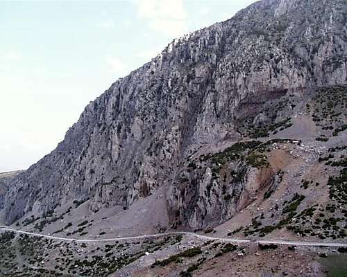 Kolosjan Crag South