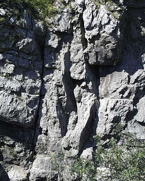 Ulez Dam Cracks - Ulez Reservoir