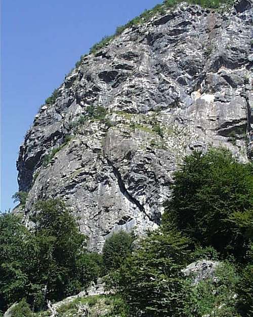 Valbona Canyon Notch Crag