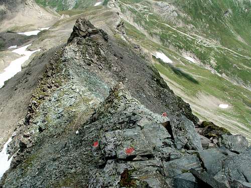 The last few metres on the ridge from Hagener Hütte
