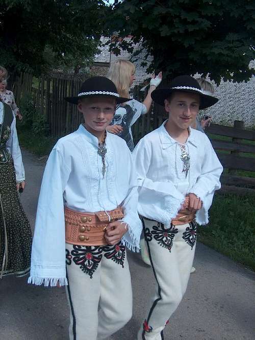 Folkloric costumes of the region of Gorce