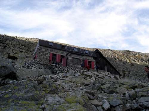 Hut under Rysy (2250m)