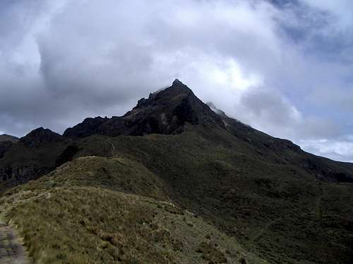 Rucu Pichincha, the first mountain I've been at!