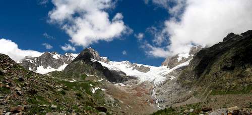 Pano with Aiguille des Glacier(left) and Aiguille de Trelatete(right) from ref. Elisabetta.