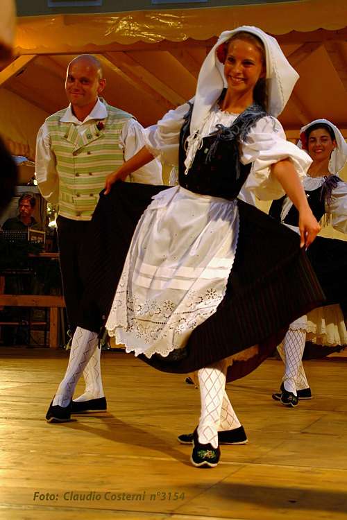 Gruppo di ballo di Tarcento a Villaco (Austria)