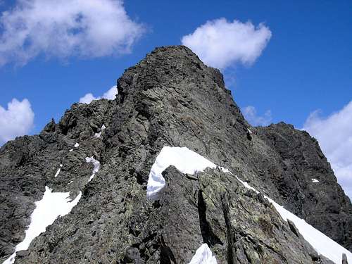 southeast ridge of Piz Nuna 3124m