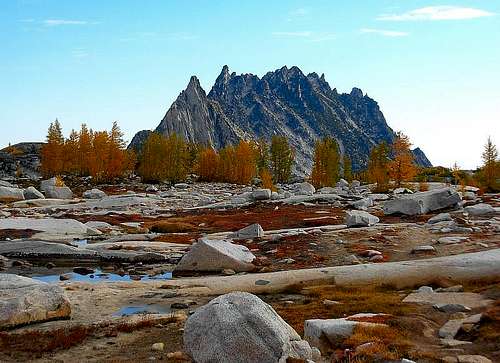 Prusik Peak and fall colors