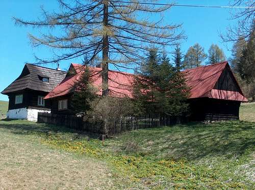 Fine traditional houses in Veľké Borové