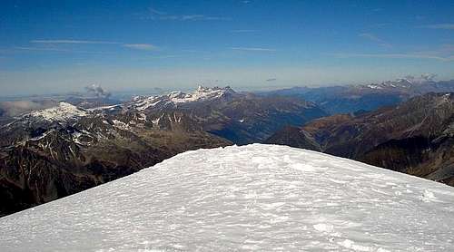 View from the Midi-plan ridge