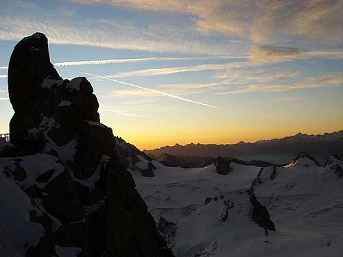 Sunrise at the Aiguille du Midi
