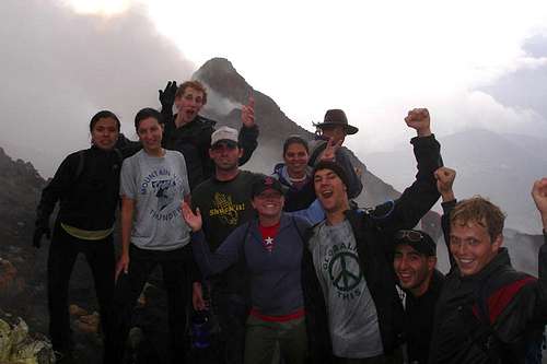 Pacaya summit crew