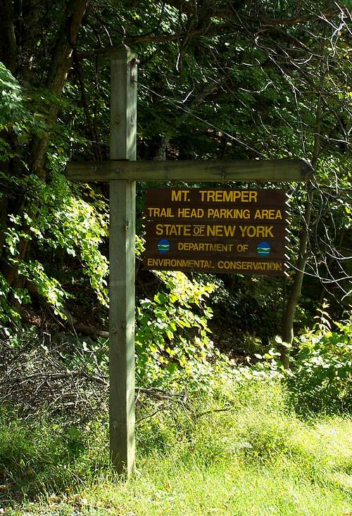 Tremper Mountain Trailhead Sign