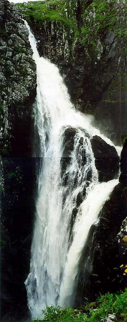 Falls of Glomach