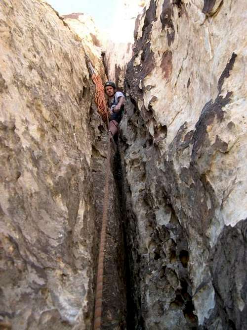 P2 belay on Tunnel Vision ....