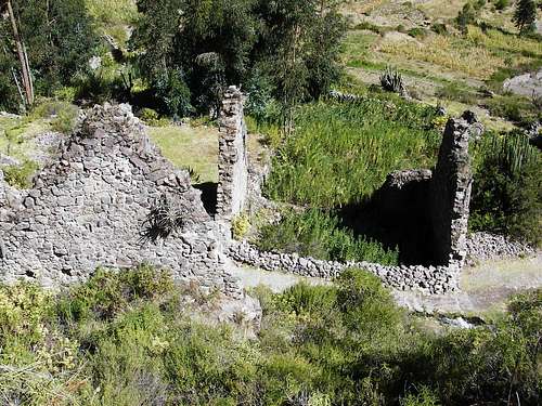 Calla Ruins Above Cahuana
