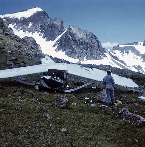 1973 - Arapaho Pass, CO - Downed Plane