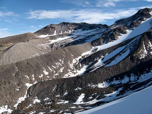 The moonscape between Barrett Spur and McNeil Point