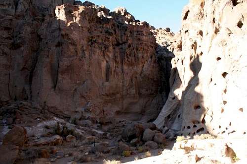 Hole in the Wall Canyon ( Grotto Canyon) (Banshee Canyon)