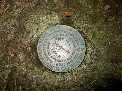 USGS marker of Kaaterskill High Peak