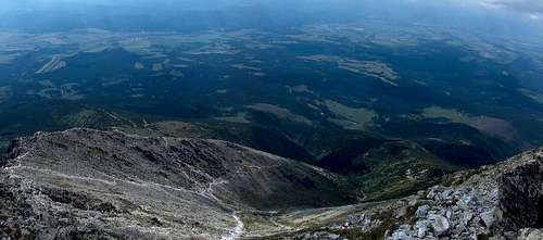 From the top of Kriváň, looking down to the (almost) uniformly flat south face
