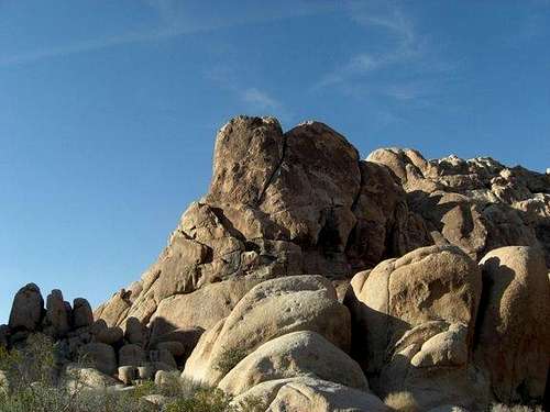 Bouldering the Wonderland of Rocks