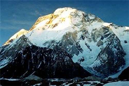 Broad Peak ( Locall name Phalchen kang Ri )