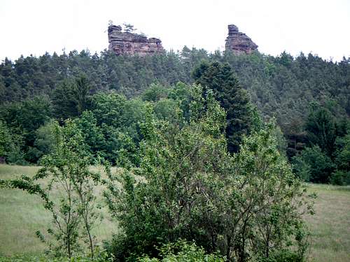 Dürrensteine as seen from Reinigshof