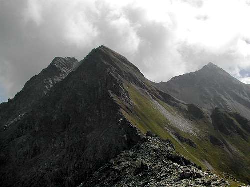 Mont Fallere summit (in the background on the right) from Colle Finestra