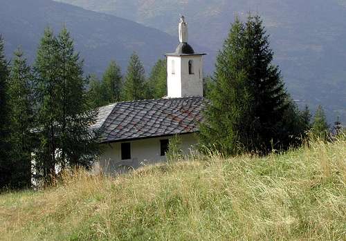 The small sanctuary of San Grato, near Pila