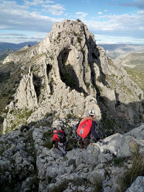Traverse of the Bernia Ridge