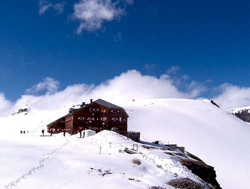 Oberwalder hut, 2.972m