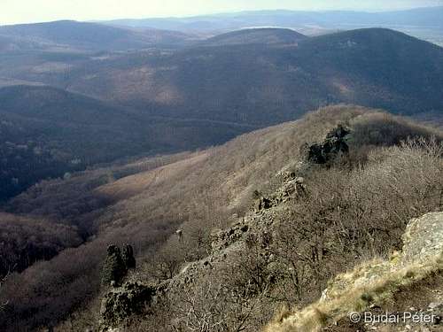The rocky ridge of Vadálló kövek