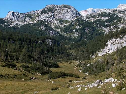 Velska Dolina valley, looking West to the pass Mišeljski Preval