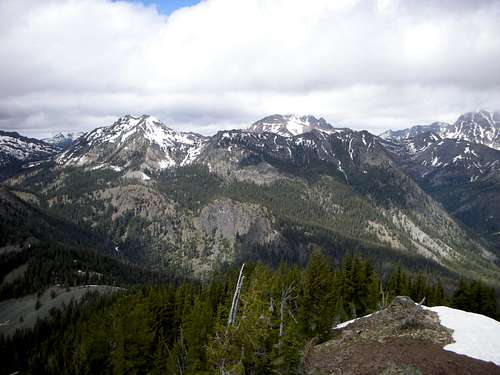 Esmeralda Peaks in foreground