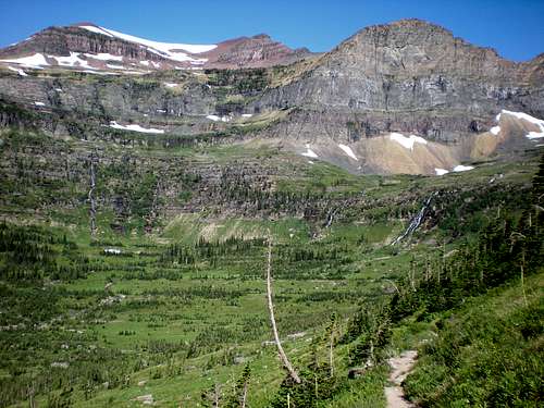 The Boulder Pass and Hole-in-the-Wall Areas from the Brown Pass Trail