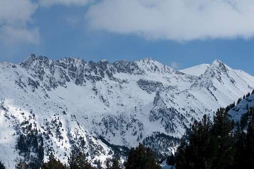 The Strajite Ridge & Gazei (2761m)