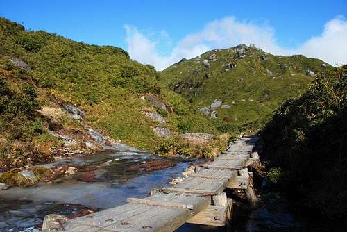 Trail with Miyanoura-dake