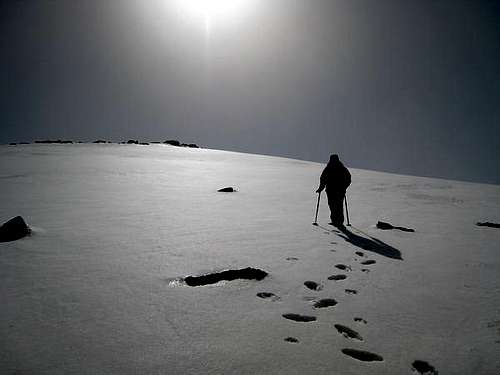 lion peak,last steps to summit, 4200m yazd,iran