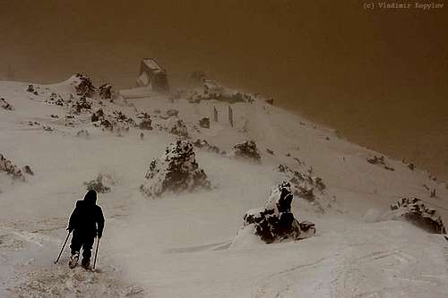 Arabian sand storm on Elbrus...