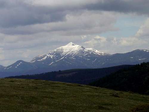Irati-Northwest ridge