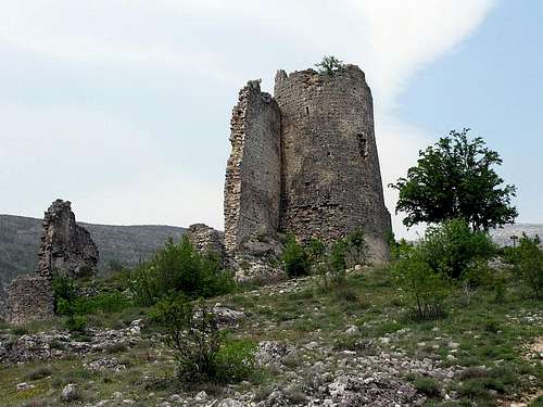 Glavaš fortress (670 mtrs)