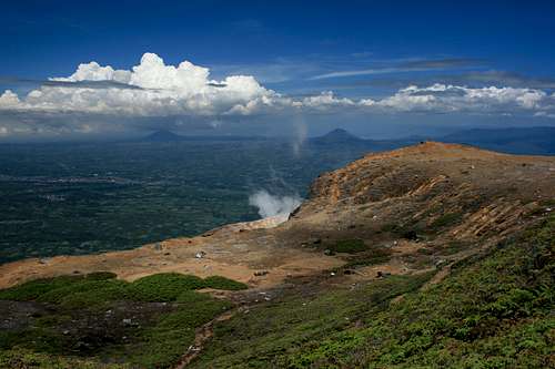 Gunung Sinabung's summit plateau