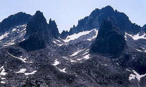 The needles of the Punta d'Harlé