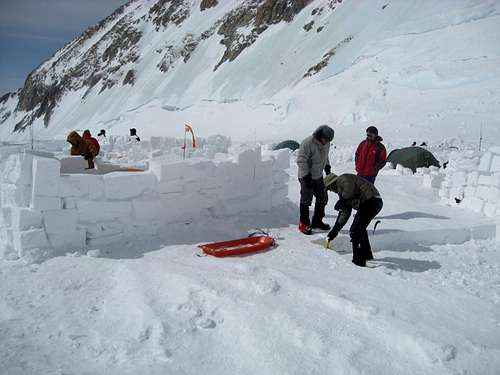 Making snow blocks for camp fortification at camp 4