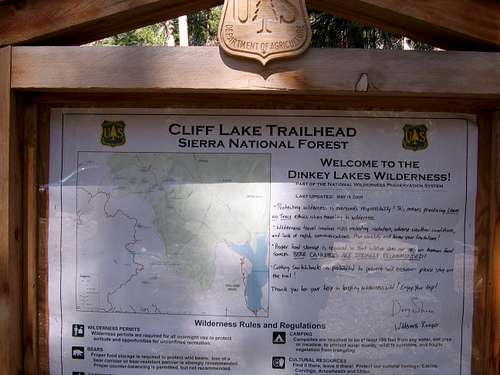 Cliff Lake Trailhead - Dinkey Lakes Wilderness