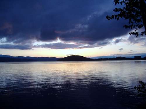 Lake Coeur d' Alene